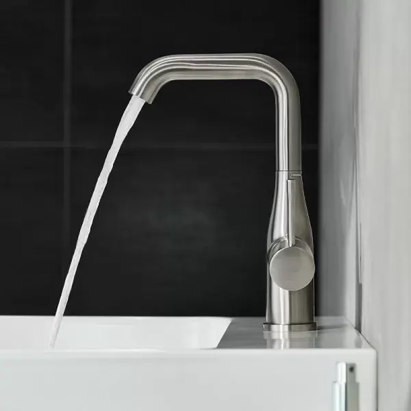 Baterie lavoar cu ventil marimea L Grohe Essence crom mat (supersteel) 32628DC1 Retur ușor