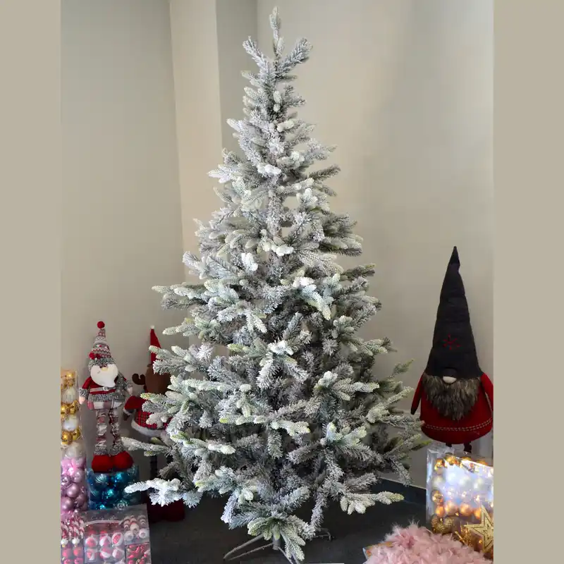 Ofertă de sezon Brad artificial Christmas Deluxe by Sersimo, Frost, mix ace 2D+3D, 220cm