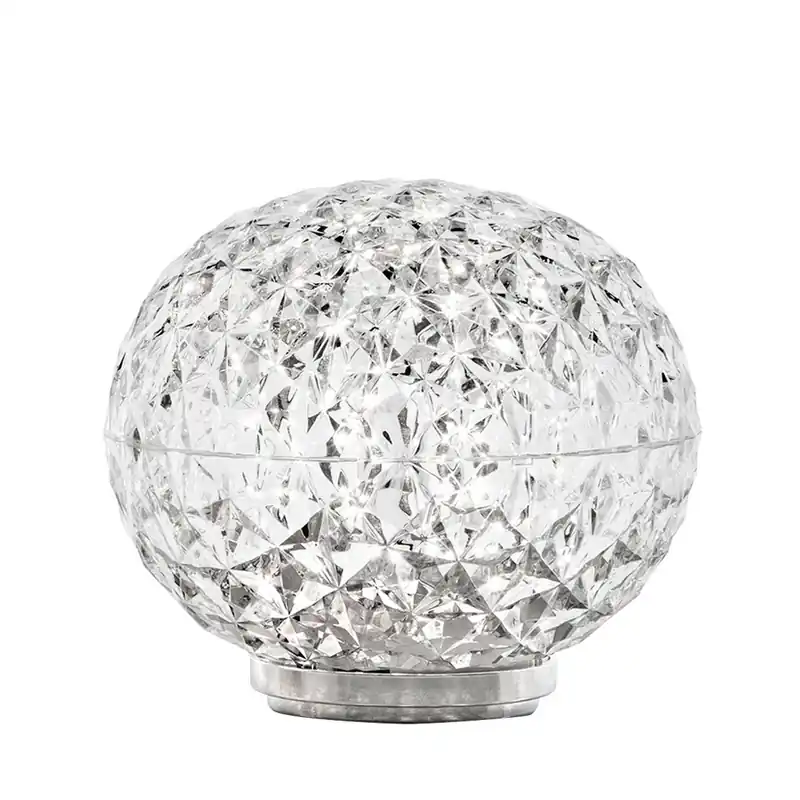 Reducere specială Mini Planet Plug Veioză Crystal - Kartell