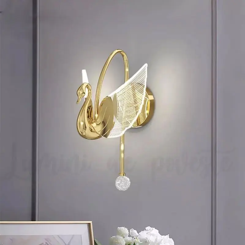 Aplica LED 12W Swan Gold Preț redus