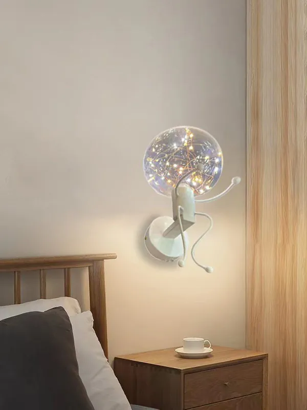 Doar azi Aplica LED 8W Astronaut Magic