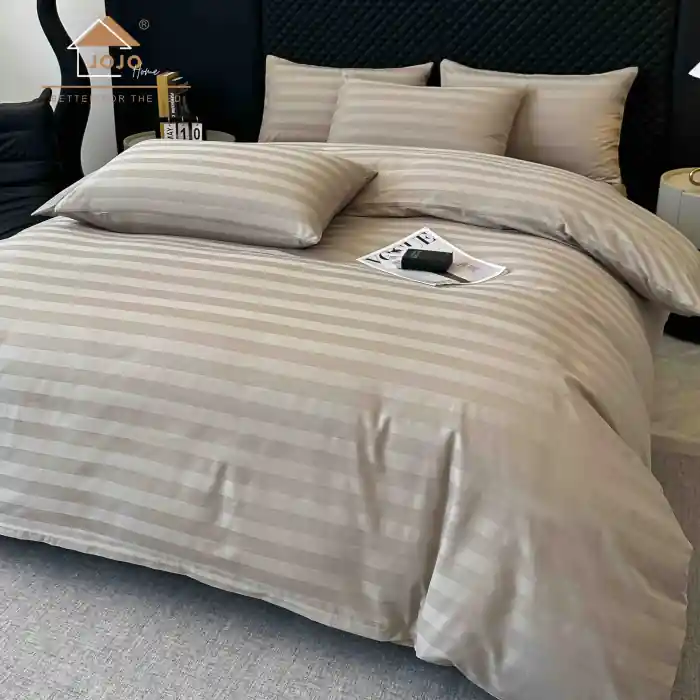 Comandă acum Lenjerie de pat Damasc 100% Bumbac 6 Piese, Cearsaf cu Elastic, Bej