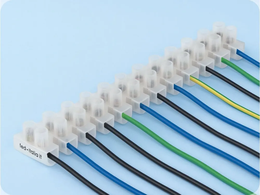 Ofertă limitată Bloc terminal din plastic cu 12 pini, 3A, 2,5 mm